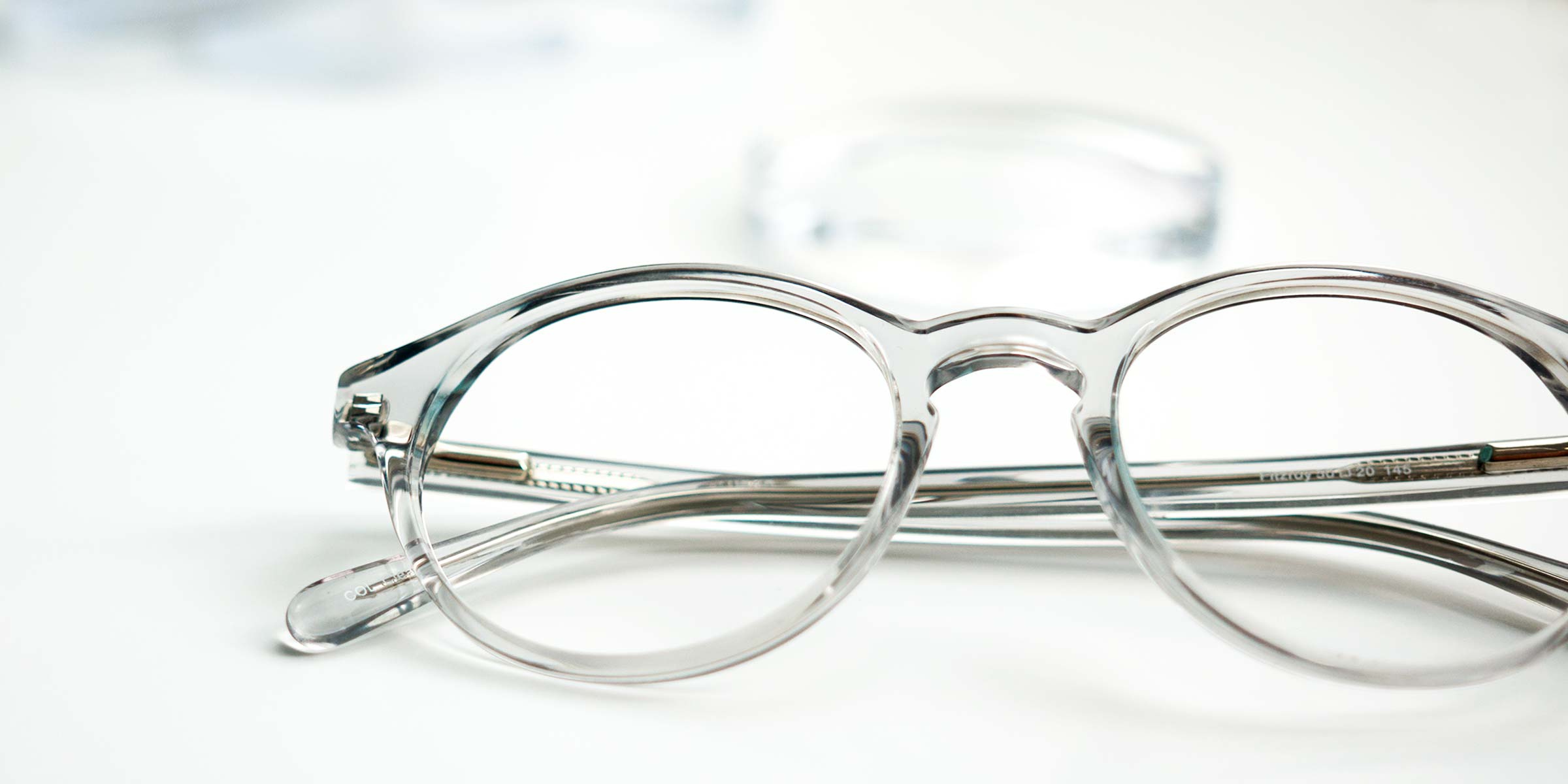A transparent glasses frame